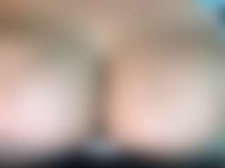 thickfreakylatina's Live Sex Cam Show
