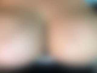 thickfreakylatina's Live Sex Cam Show