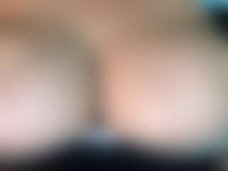 thickfreakylatina's Live Sex Cam Show