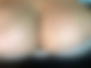 thickfreakylatina's Live Sex Cam Show