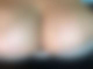 thickfreakylatina's Live Sex Cam Show