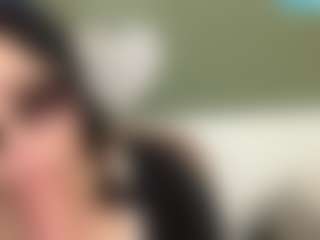 thickfreakylatina's Live Sex Cam Show