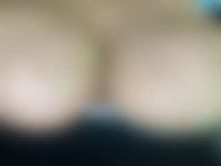 thickfreakylatina's Live Sex Cam Show