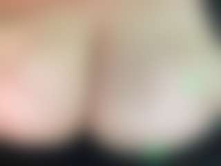 thickfreakylatina's Live Sex Cam Show