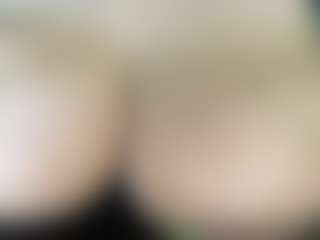 thickfreakylatina's Live Sex Cam Show