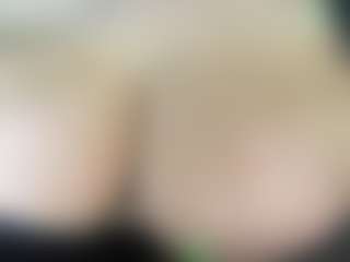thickfreakylatina's Live Sex Cam Show