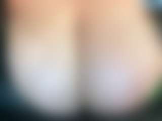 thickfreakylatina's Live Sex Cam Show