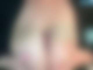 thickfreakylatina's Live Sex Cam Show