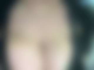 thickfreakylatina's Live Sex Cam Show