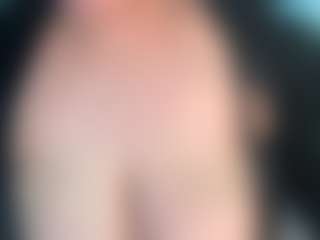 thickfreakylatina's Live Sex Cam Show
