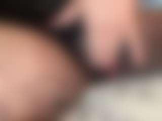 thickfreakylatina's Live Sex Cam Show