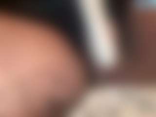 thickfreakylatina's Live Sex Cam Show