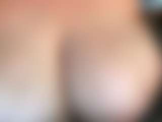 thickfreakylatina's Live Sex Cam Show