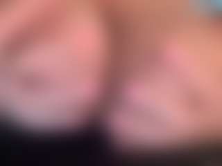 thickfreakylatina's Live Sex Cam Show