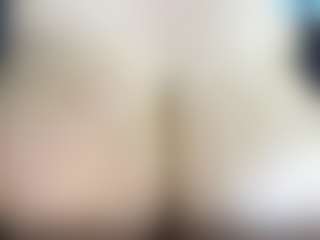 thickfreakylatina's Live Sex Cam Show