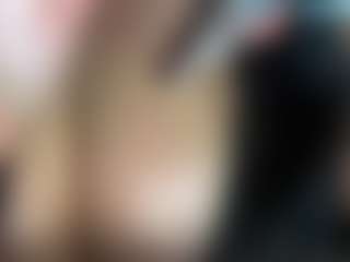 thickfreakylatina's Live Sex Cam Show