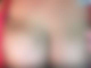 thickfreakylatina's Live Sex Cam Show