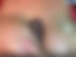 thickfreakylatina's Live Sex Cam Show
