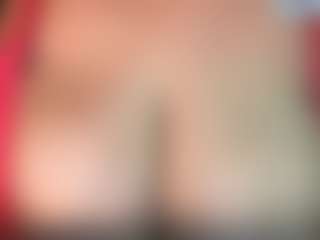 thickfreakylatina's Live Sex Cam Show