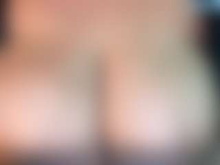 thickfreakylatina's Live Sex Cam Show