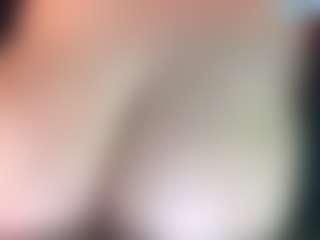 thickfreakylatina's Live Sex Cam Show