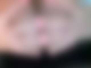 thickfreakylatina's Live Sex Cam Show
