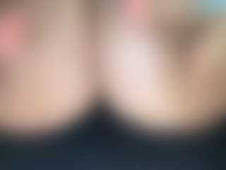 thickfreakylatina's Live Sex Cam Show