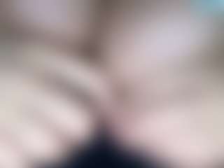 thickfreakylatina's Live Sex Cam Show
