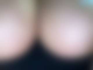 thickfreakylatina's Live Sex Cam Show