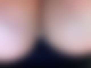 thickfreakylatina's Live Sex Cam Show