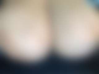 thickfreakylatina's Live Sex Cam Show