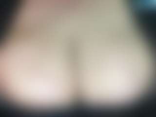 thickfreakylatina's Live Sex Cam Show