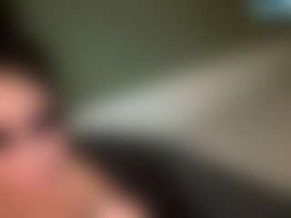thickfreakylatina's Live Sex Cam Show