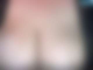 thickfreakylatina's Live Sex Cam Show
