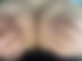 thickfreakylatina's Live Sex Cam Show