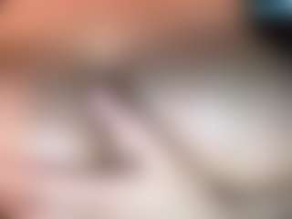 thickfreakylatina's Live Sex Cam Show