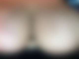 thickfreakylatina's Live Sex Cam Show