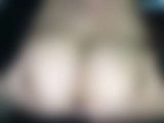 thickfreakylatina's Live Sex Cam Show