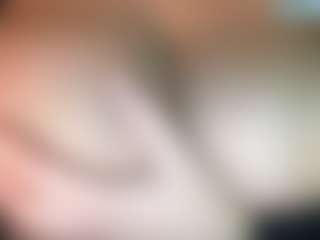thickfreakylatina's Live Sex Cam Show