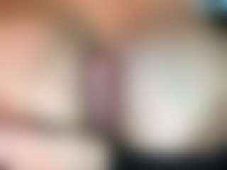 thickfreakylatina's Live Sex Cam Show