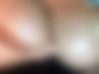 thickfreakylatina's Live Sex Cam Show