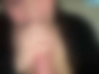 thickfreakylatina's Live Sex Cam Show
