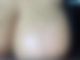 thickfreakylatina's Live Sex Cam Show