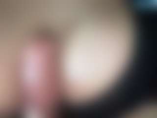 thickfreakylatina's Live Sex Cam Show