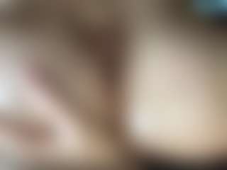 thickfreakylatina's Live Sex Cam Show