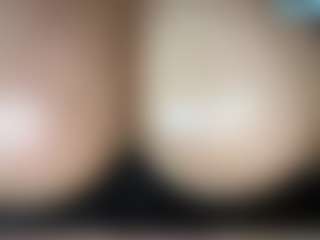 thickfreakylatina's Live Sex Cam Show