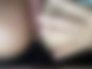 thickfreakylatina's Live Sex Cam Show
