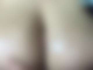 thickfreakylatina's Live Sex Cam Show