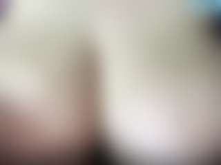 thickfreakylatina's Live Sex Cam Show