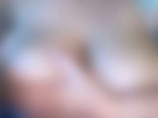 thickfreakylatina's Live Sex Cam Show